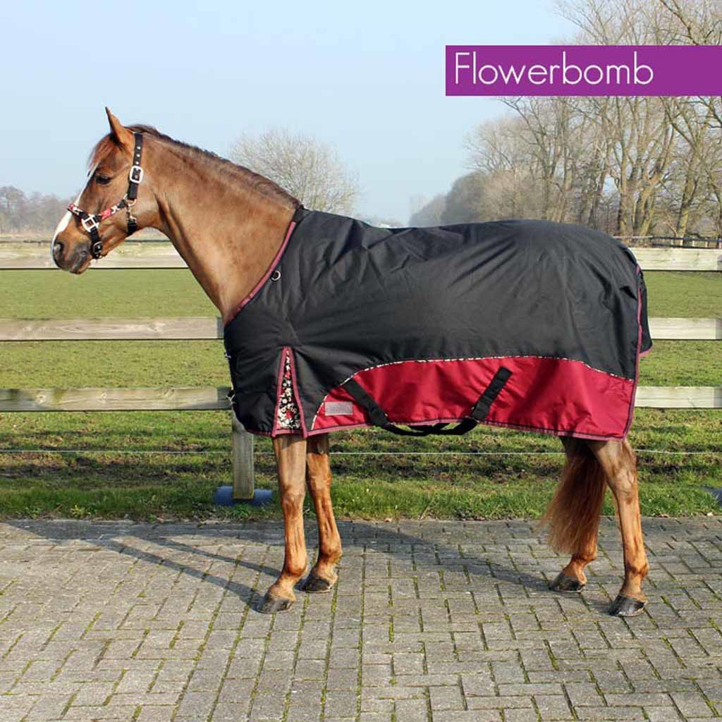 QHP Deken Turnout Luxe 300Gr Flowerbomb 6094